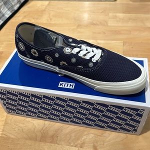 Kith vans
